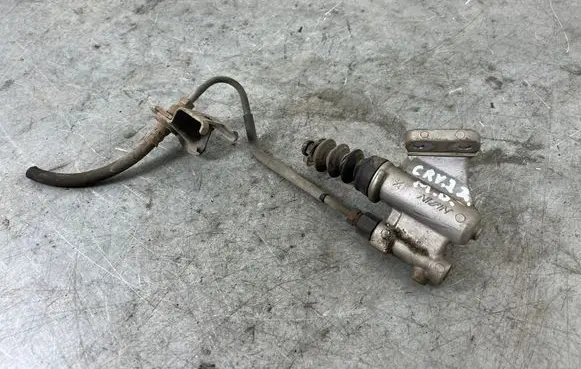 Honda CR-V Clutch master cylinder 22S5