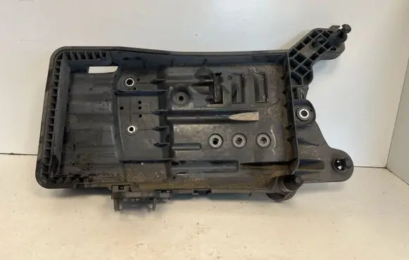 Volkswagen Tiguan Battery box tray 5QF915325B