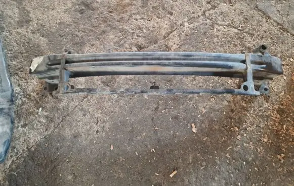 Skoda Octavia Mk2 (1Z) Front bumper cross member
