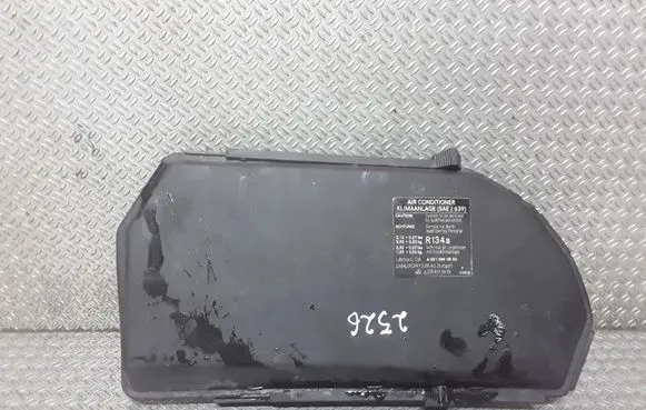 Mercedes-Benz S W220 Air filter box cover 2205400182