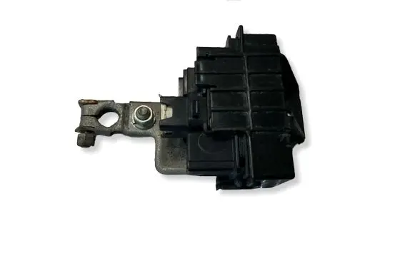 Toyota Prius (XW20) Positive cable (battery) 