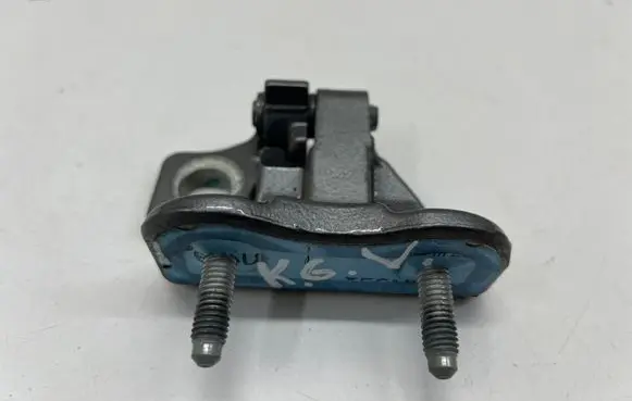 Rear door upper hinge