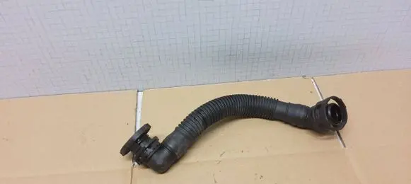 Skoda Octavia Mk2 (1Z) Breather hose/pipe 03L103493AE