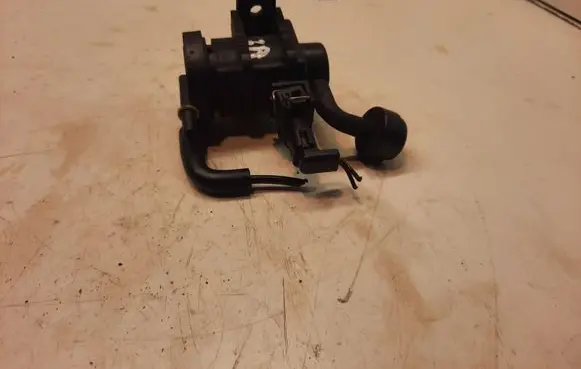 Opel Zafira A Turbo solenoid valve 09158200