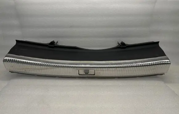 Audi A5 8T 8F Trunk/boot sill cover protection 8T8864513