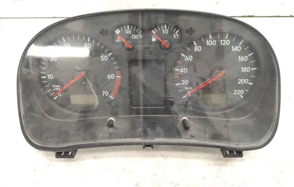 Volkswagen Golf IV Speedometer (instrument cluster) 1J0919860 110008773