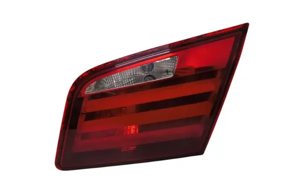 Tailgate rear/tail lights