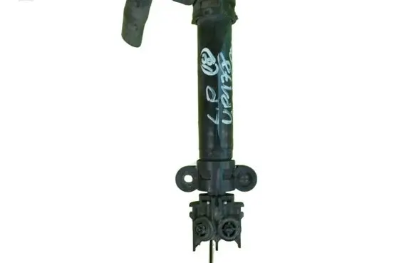 Opel Antara Headlight washer pump PRZOD