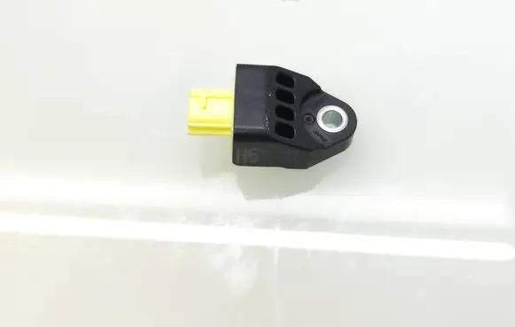 Toyota Yaris Airbag deployment crash/impact sensor 898310D130 42354TG92