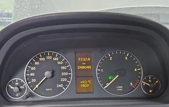 Mercedes-Benz A W169 Speedometer (instrument cluster) A1695400848 IMPRK1552660