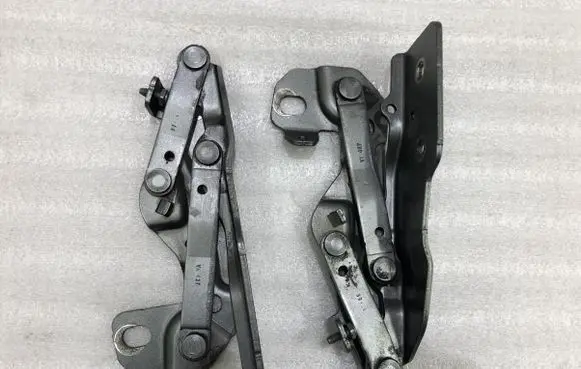 Jeep Compass Engine bonnet/hood hinges
