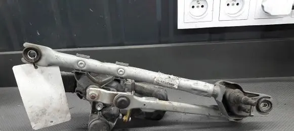 Peugeot 107 Front wiper linkage 85010-0H011