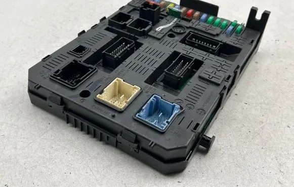 Citroen C5 Comfort/convenience module 966405888001 BSI04EVK02 00030908