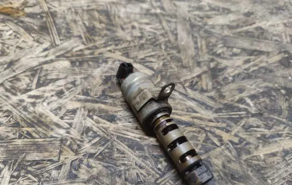 Jaguar XK8 - XKR Camshaft vanos timing valve LRA1536BA 2297000080