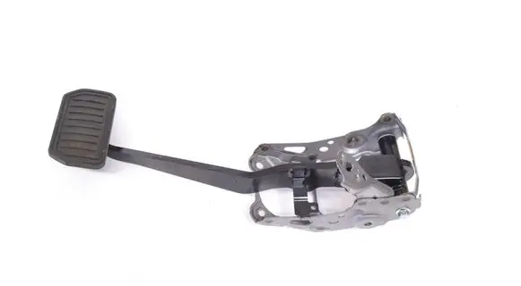 Tesla Model S Brake pedal 105065900E
