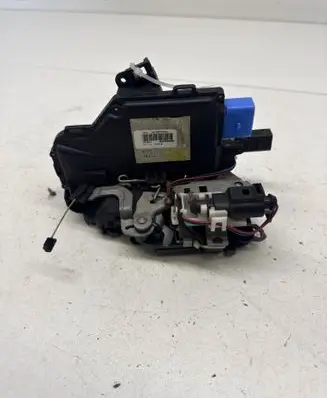 Volkswagen Phaeton Front door lock 3D1837016AL