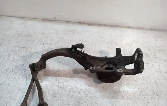 Audi A5 Sportback 8TA Front wheel hub