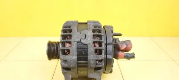 Nissan Qashqai Generator/alternator 231004BE0B HRA2 28SP42