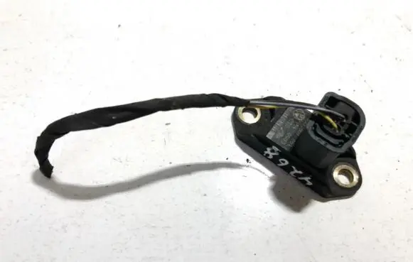Volkswagen PASSAT CC Airbag deployment crash/impact sensor 3c0907651 ph0933