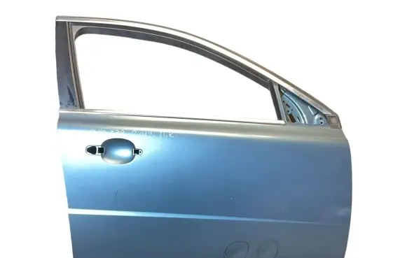 Volvo V70 Front door