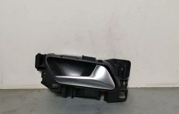 Opel Grandland X Rear door interior handle trim 98201552