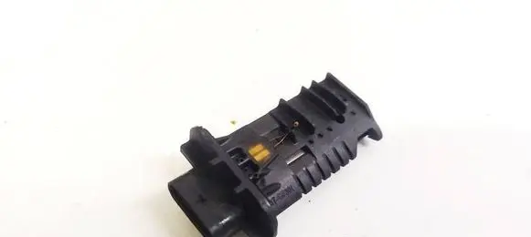 BMW 5 F10 F11 Mass air flow meter 0281006092 8506408