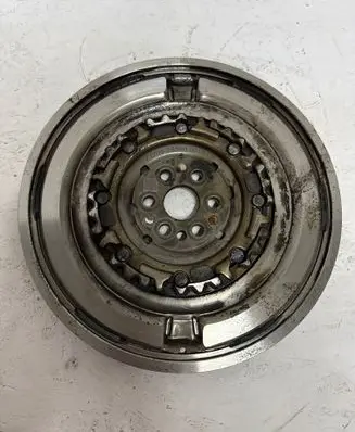 Hyundai Tucson TL Dual mass flywheel 232002B590