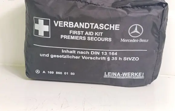 Mercedes-Benz A W169 First aid kit A1698600150