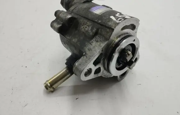 Toyota Avensis T250 Vacuum pump 2930027020 0810002740