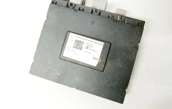 Volkswagen Golf V Fuse box set 1K0937049T F005V00497