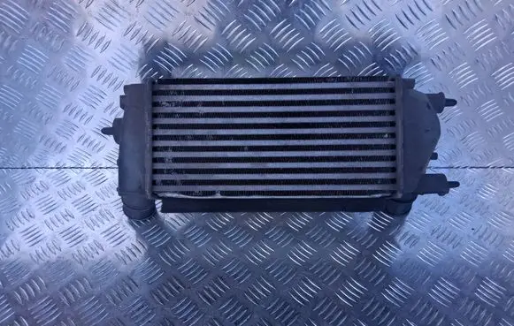 Ford B-MAX Intercooler radiator C1B19L440AB M153643