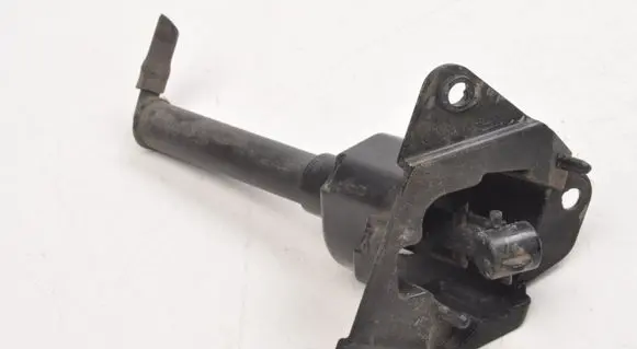 Jaguar XE Headlight washer pump GX7313K130BA