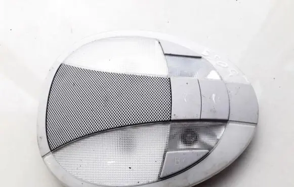 Mercedes-Benz E W211 Front seat light A2118202001 2JM008257-11