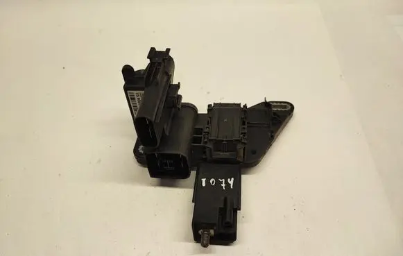 BMW 1 F20 F21 Current control relay 935615801