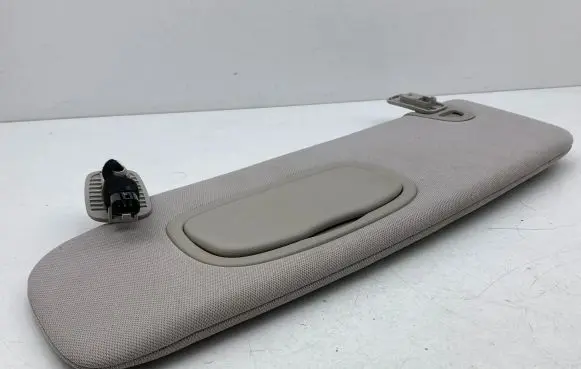 Chrysler Pacifica Sun visor 6LZ96TRMAA