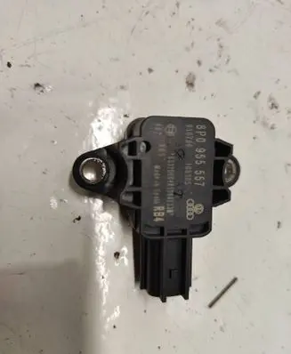 Audi A4 S4 B6 8E 8H Airbag deployment crash/impact sensor 8P0955557 160305