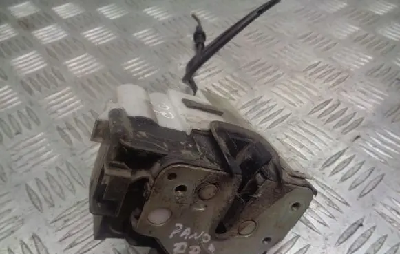 Fiat Panda II Front door lock