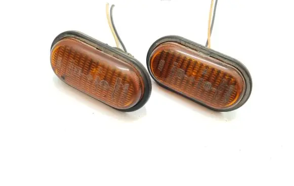 Renault Scenic I Front fender indicator light 7700847333