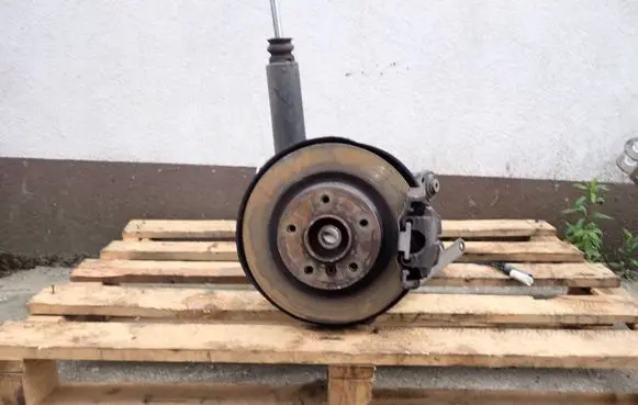 BMW 3 E90 E91 Rear wheel hub spindle/knuckle