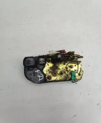 Chrysler Sebring (ST-22 - JR) Front door lock