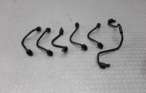 Mercedes-Benz S W220 Fuel injector supply line/pipe 