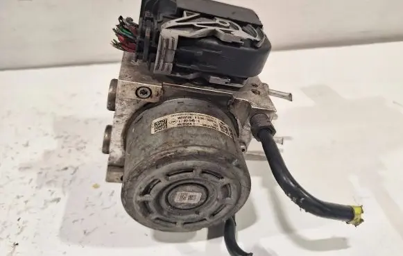 Renault Trafic III (X82) ABS Pump 10.0915-1478.3