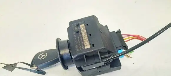 Mercedes-Benz C W203 Ignition lock 2095450908 33002409