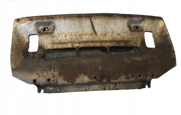 Mitsubishi Pajero Engine splash shield/under tray