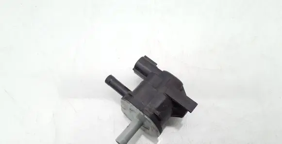 Toyota Auris 150 Turbo solenoid valve 1362007010 9091012276