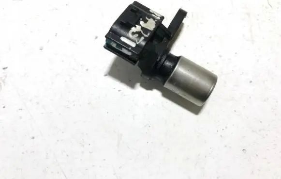 Toyota Avensis T250 Crankshaft position sensor 9091905042 90919-05042