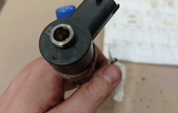 Renault Espace - Grand espace IV Fuel injector 8200084534 0445110084