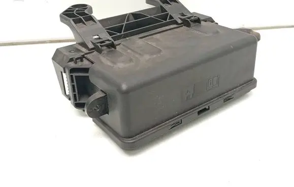 Volvo V40 Fuse module AV6T14K131AC 30659177 5M5T14B192CA