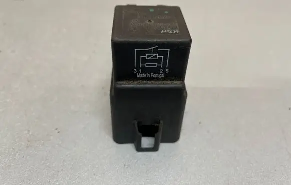 BMW X1 F48 F49 Coolant fan relay 9207913