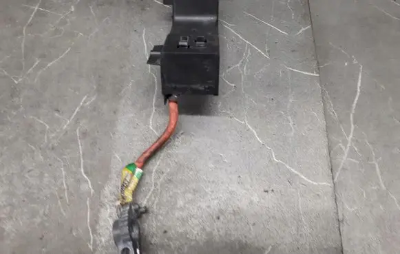 Renault Scenic I Positive cable (battery) 7703397884
